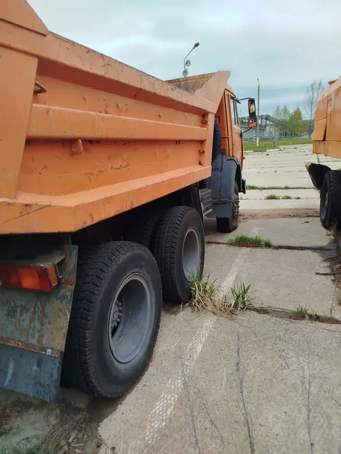 Самосвал КАМАЗ-55111-15