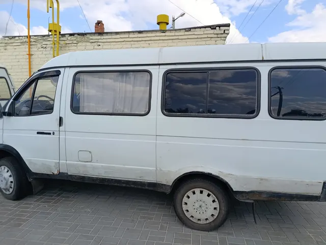 Автомобиль ГАЗ-322137