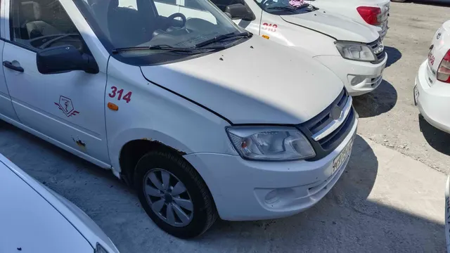 Легковой автомобиль LADA, 219010 LADA GRANTA, М975ОТ174