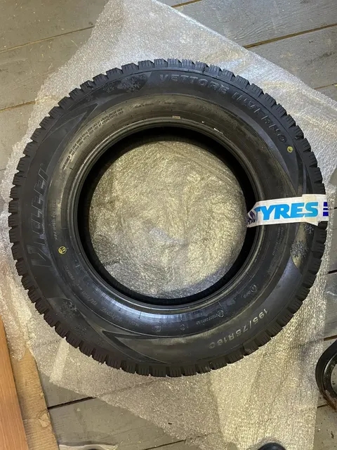 Автомобильная зимняя шина VIATTI Vettore inverno 195/75 R16C