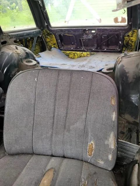 Автомобиль ВАЗ 21043, г/н С638ТМ124, 2004 г.в., VIN XTK21043040023390, двигатель № 7645628, цвет темно-зеленый, рабочее состояние и комплектность не проверялось. Находится в Ермаковском районе, данное имущество обращено в доход государства (Документы и ключи отсутствуют). (1762/25)