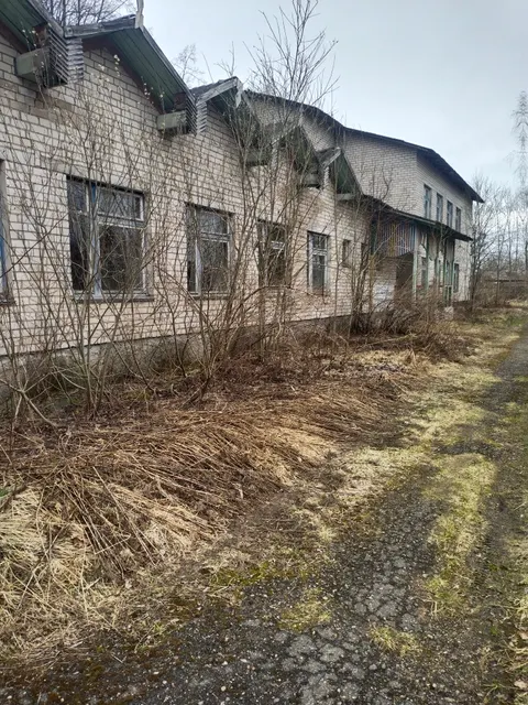 Здание детского сада с земельным участком