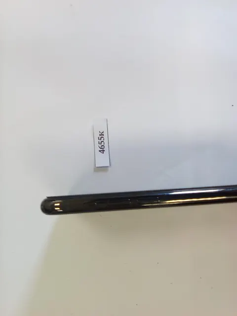 Iphone 11 PRO IMEI1: 353909104175703 IMEI2: 53909103969122