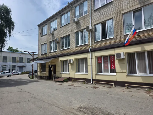 (повт) Д-к Мартиросян Р.П. Нежилое помещение пл. 438,6 кв.м, КН 23:38:0112018:144, адрес:г. Армавир, ул. Шаумяна, д.6/9, пом.3-31, 36-37 (1 этаж). Обременение:арест, н/ц 26 916 865,00 руб., з-к 5 383 373,00 руб., ш/а 269 169,00 руб.