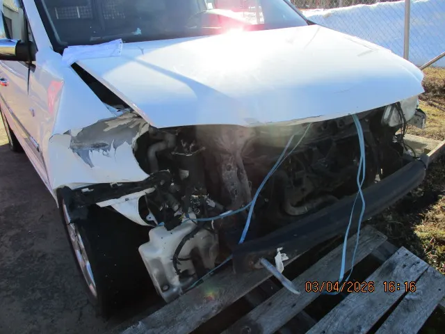 VOLKSWAGEN CADDY, 2004 г. в., г.н. FIN UXG-318, (VIN): WV1ZZZ2KZ5X023758