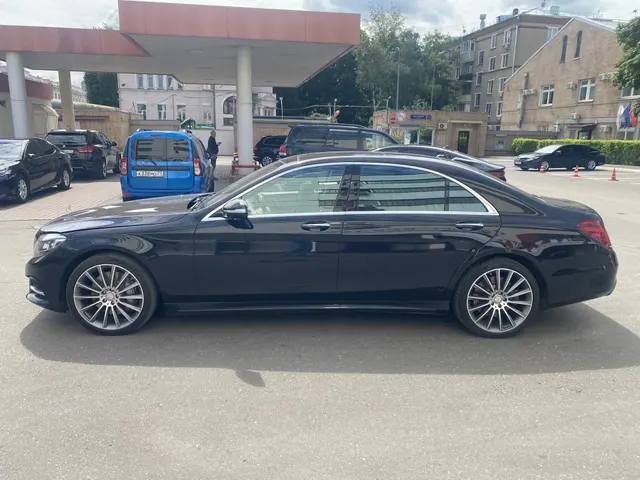 Продажа транспортного средства Легковой автомобиль Мерседес-Бенц S500 4matic (VIN WDD2221851A288880)