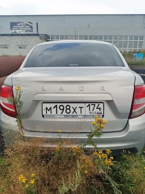 Автомобиль Лада Гранта, г/н М198ХТ174, 2019 г.в.