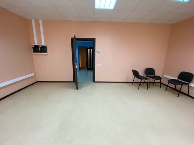 Нежилое помещение площадью 29,0 кв.м (в нежилом здании, с кадастровым номером 63:09:0102161:616, 2 этаж: комната № 59)  по адресу: Самарская область, г. Тольятти, Автозаводский район, ш. Южное, 161.