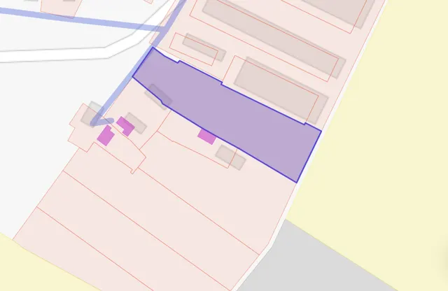 Право на заключение договора купли-продажи земельного участка, государственная собственность на который не разграничена, с кадастровым номером 48:15:0510148:141, площадь - 5000 кв. м, категория земель – земли населенных пунктов, местоположение: Российская Федерация, Липецкая область, Тербунский муниципальный округ, с. Вислая Поляна, ул. Карташовка, земельный участок 62/3, вид разрешенного использования: для ведения личного подсобного хозяйства (приусадебный участок).