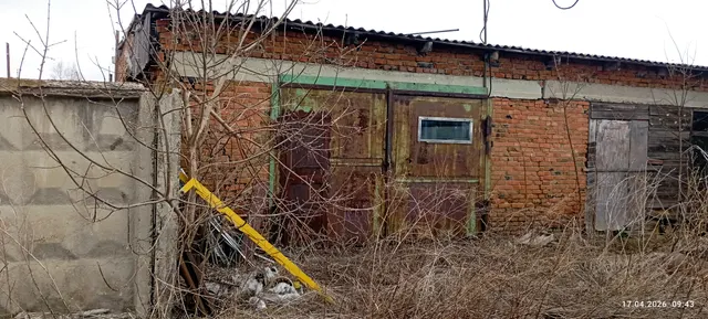 Нежилое здание по адресу: Алтайский край, Зональный район, с. Зональное, ул. Залинейная, д. 92/2, площадью 61,9 кв. м, с кадастровым номером 22:15:050502:700