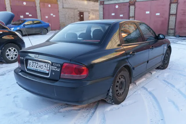 HYUNDAI Sonata