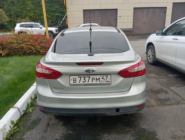 Легковой автомобиль FORD FOCUS