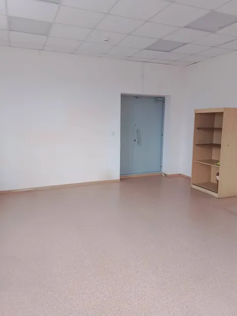 Помещение общей площадью 31,9 кв.м, с кадастровым номером 70:13:0101001:1502, расположенное по адресу: Томская область, р-н Тегульдетский, с Тегульдет, ул Ленина, д 156, строен 1, пом 4.