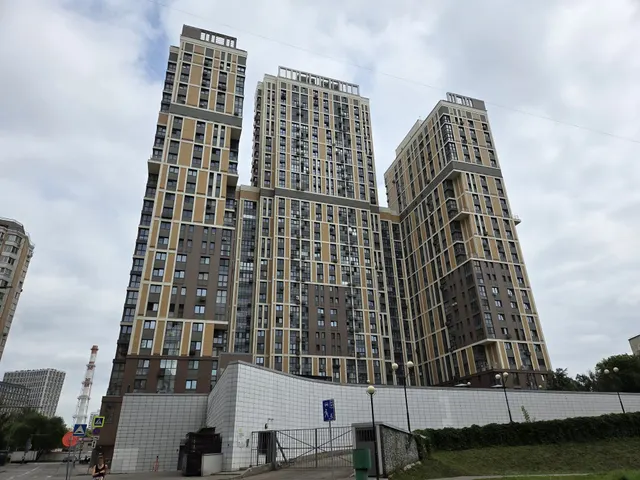 Продажа имущества, находящегося в собственности города Москвы, нежилое помещение по адресу: г. Москва, ул. Смольная, д. 49, (Этаж № 2), площадью 142,6 кв.м, кадастровый номер: 77:09:0001009:14828