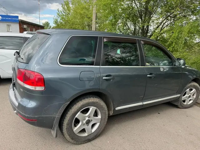 ФОЛЬКСВАГЕН TOUAREG