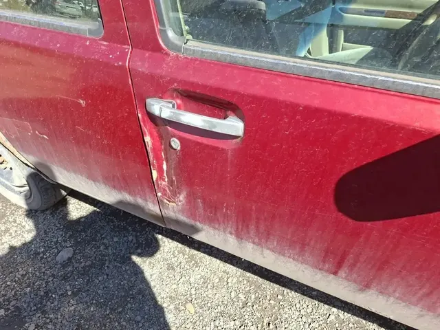 Автомобиль NISSAN RASHEEN, г/н Р408ХО24, 2000г.в., № кузова RFNB14 510661. Рабочее состояние, и комплектность автомобиля не проверялось. Находится в г. Красноярск, данное имущество обращено в доход государства (Документы, ключи отсутствуют). (198/26)