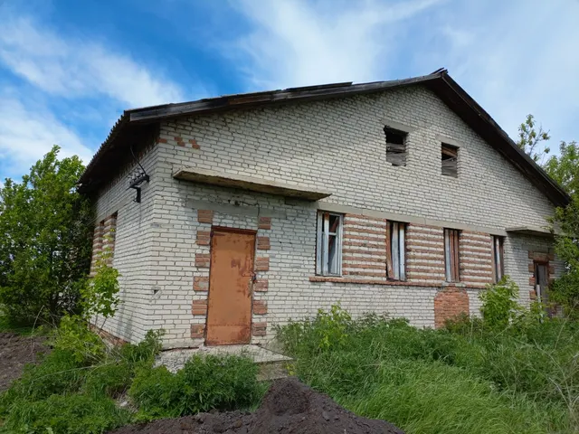 Здание, общей площадью 185 кв.м