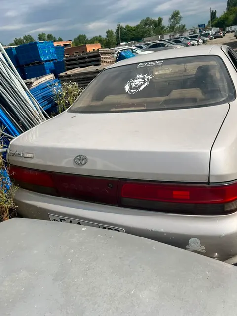Автомобиль Тойота Креста, г.н В541ВК193, серого цвета, номер кузова: GX903083415. Документы отсутствуют.
