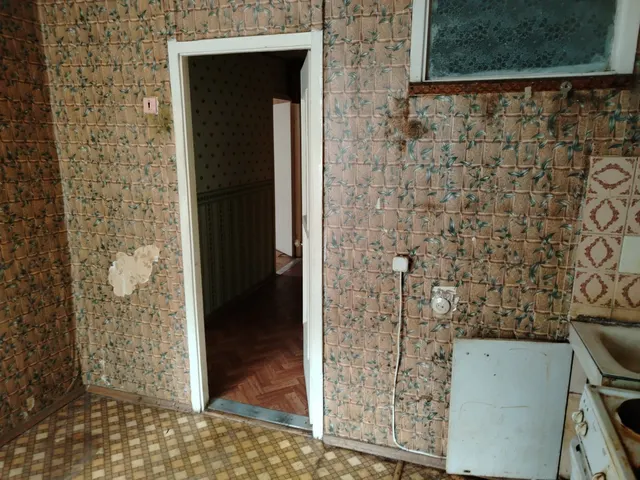 Продажа имущества, находящегося в собственности города Москвы: жилое помещение по адресу: г. Москва, ул. 1-я Прядильная, д. 12, кв. 1, общей площадью 49,8 кв. м. (Этаж № 1), кадастровый номер: 77:03:0005004:3244