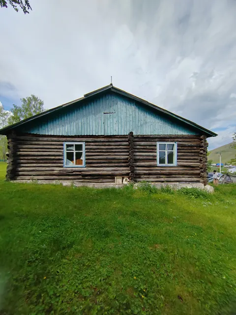 Нежилое здание - школа, общая площадь 130,0 кв.м, кадастровый номер 02:48:140501:246 с земельным участком общей площадью 2552 кв.м, кадастровый номер 02:48:140501:136, вид разрешенного использования – под начальную школу, категория земель – земли населенных пунктов, расположенное по адресу: Республика Башкортостан, муниципальный район Учалинский район, Уральский сельсовет, д. Истамгулово, ул. Молодежная, д. 16.
