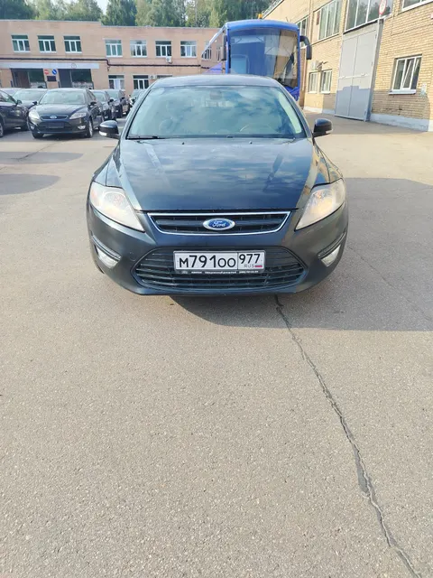 Легковой автомобиль