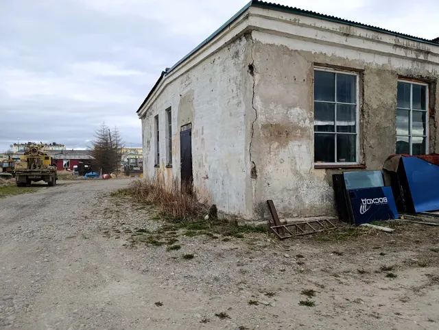 Нежилое здание (бывший склад кирпичный)