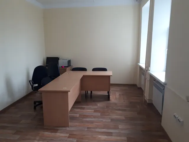 Помещение № 85 на 2 этаже площадью 24,2 кв.м. по адресу: 442890, Пензенская область, г. Сердобск, ул. Островского, зд.10В