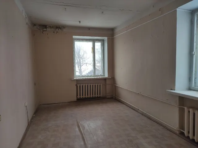 Нежилое помещение с кадастровым номером 37:08:050307:366, площадью 19,7 кв.м., расположенное по адресу: Ивановская область, р-н Комсомольский, г. Комсомольск, ул. Люлина, д. 16, пом. 62 (3 этаж, лит.А)