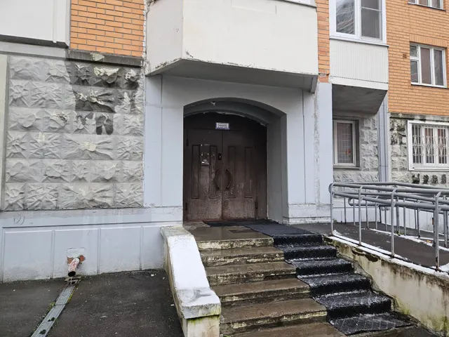 Продажа имущества, находящегося в собственности города Москвы, жилое помещение по адресу: Московская область, д. Голубое, ул. Родниковая, к. 5, кв. 164, общей площадью 51,1 кв. м, (Этаж №10), кадастровый номер: 50:09:0070106:3413