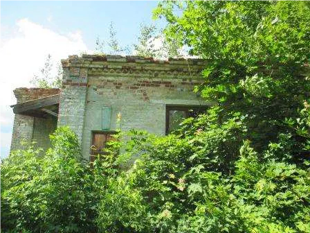 Здание сестринского ухода, с земельным участком