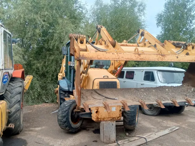Экскаватор LIUGONG CLG777A