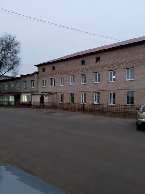 Здание, наименование: административное здание; площадь 1214,2 кв.м., назначение: нежилое; количество этажей, в том числе подземных этажей: 3, в том числе подземных 1, адрес: Оренбургская область, р-н Илекский, с. Илек, ул. Комарова, д. 13, кадастровый номер: 56:12:0301030:321. Земельный участок, площадь 672 кв.м., кадастровый номер 56:12:0301030:41