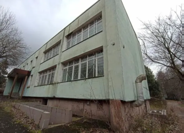 Аукцион в электронной форме по продаже нежилых зданий и нежилого помещения, закреплённых за КП «УГС» на праве оперативного управления, по адресу: Московская область, г.о. Ленинский, п. Дубровский, ул. Советская, д. 10, д. 2, д. 3, площадью 4260,1 кв. м, кадастровые номера: 50:21:0030103:554, 50:21:0030103:919, 50:21:0030103:505, 50:21:0030103:668, 50:21:0010219:7250, 50:21:0030103:362, 50:21:0030103:714, 50:21:0030103:409.