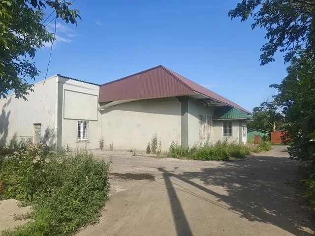 Нежилое здание  площадью 493,2 кв.м, расположенное по адресу: Российская Федерация, Донецкая Народная Республика, м.о. Волновахский, г.Волноваха, ул. Обручева, д. 5  с кадастровым номером 93:05:0010106:606