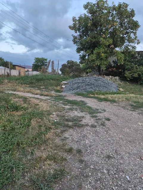 Земельный участок