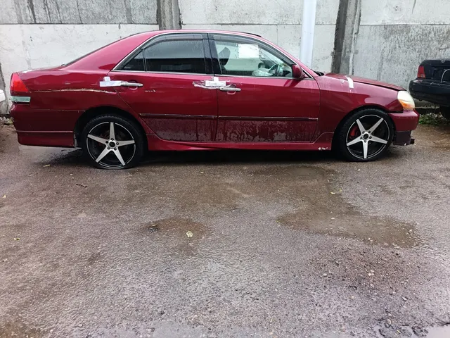 автомобиль Toyota Mark II, г/в 2003, г/н Н571ОА, № кузова (прицепа) GX1156012889, бордового цвета, в нерабочем состоянии. Место нахождения: Сахалинская область, пгт. Тымовское, ул. Первомайская 3. Должник: Азимова Х.М. Обременение: арест, залог.
