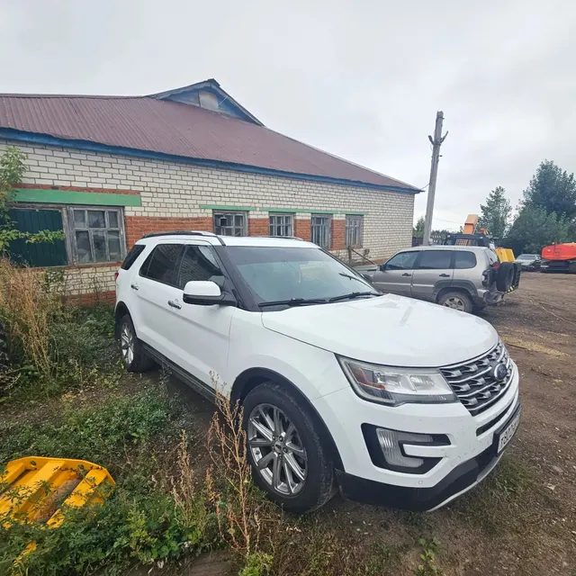 Автомобиль FORD EXPLORER, 2016 года выпуска,Т802НМ 716 RUS