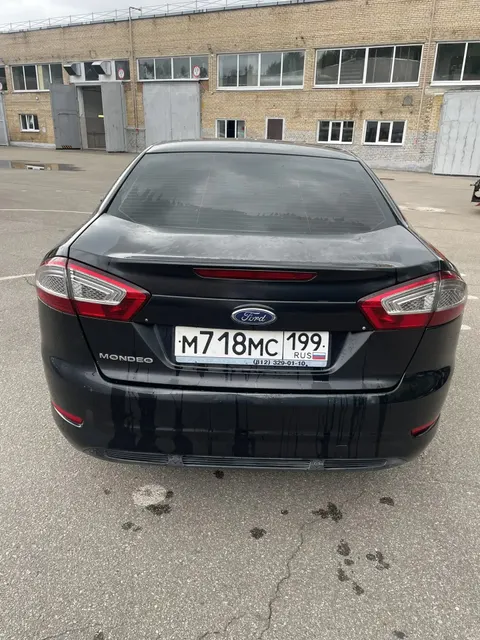 Легковой автомобиль