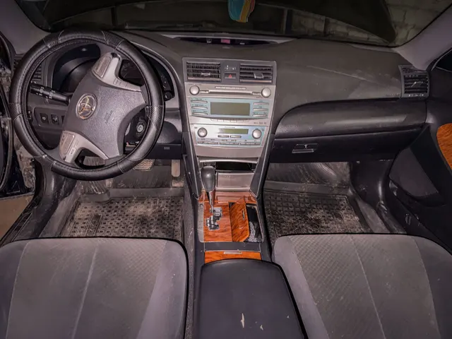 Легковой автомобиль TOYOTA CAMRY, 2008 года выпуска, идентификационный номер (VIN): JTNBE40K503161313, категория ТС – В, модель, номер двигателя – 2AZ H091924, кузов № JTNBE40K503161313, цвет кузова – черный.