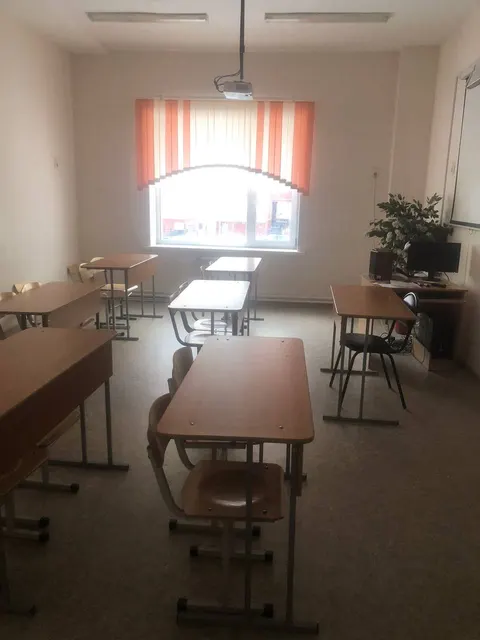 право заключения договора аренды нежилого помещения площадью  32,2 кв.м. (№ помещения согласно экспликации технического паспорта – 38), расположенного на 2 этаже здания лицея, по адресу: Пензенская область, г. Пенза, ул. Шевченко, стр. 17.