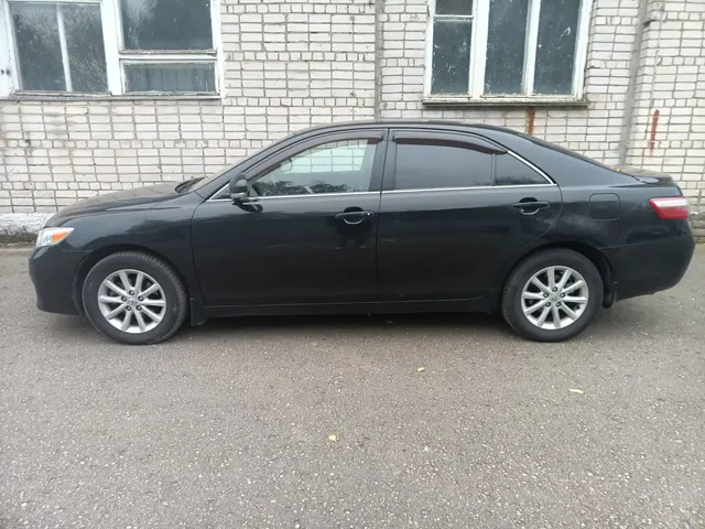 Продажа легкового седана марки, модели ТОЙОТА КАМРИ, год выпуска ТС 2010, АКПП,  цвет кузова (кабины, прицепа) черный.