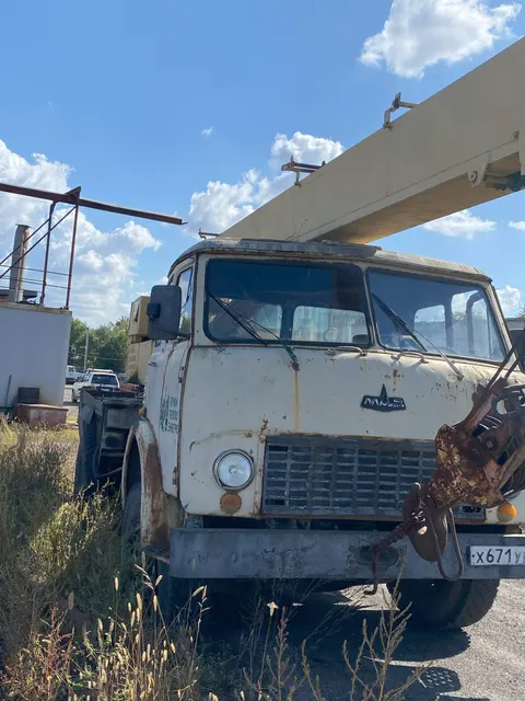 Автокран МАЗ 833