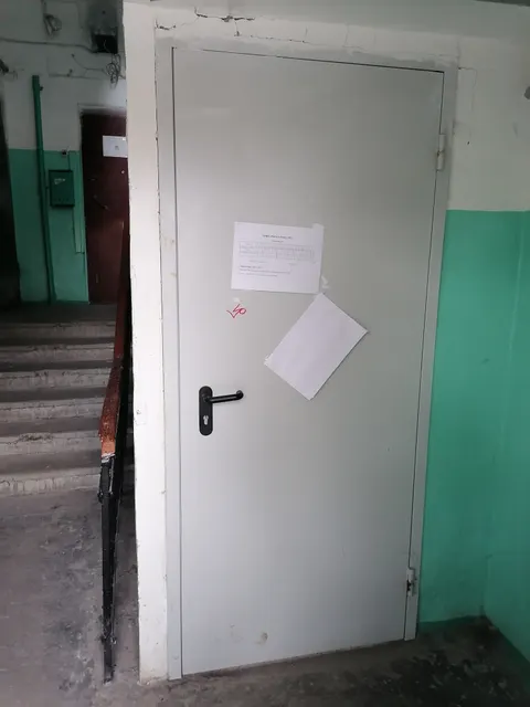 Нежилое помещение № 9 с кадастровым номером 74:36:0502022:180 площадью 58,2 кв. м, расположенное по адресу: г. Челябинск, пр. Ленина, д. 24