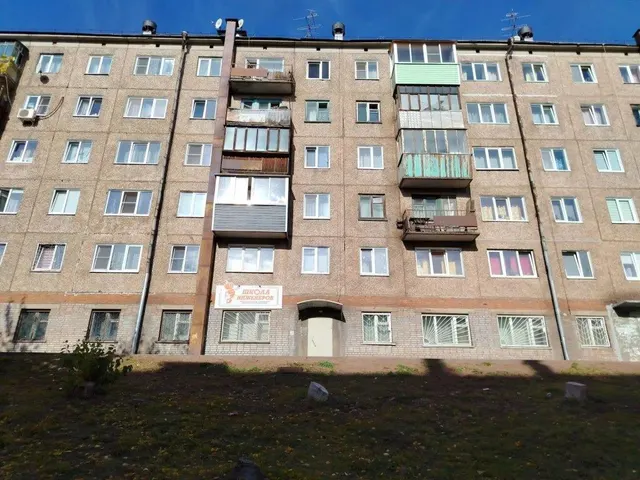 Часть нежилого помещения 1003: помещения №№ 15, 16, 35-37, 40 (часть площадью 10,57 кв.м.) (согласно техническому паспорту*)., общей площадью 61,97 кв. м., расположенное по адресу: Иркутская область, городской округ город Братск, город Братск, жилой район Центральный, ул. Снежная, дом 37, помещение 1003.