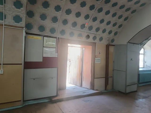 Нежилое помещение площадью 118,8 кв.м, расположенное по адресу: Новосибирская область, г. Куйбышев, ул. Краскома,  дом 5