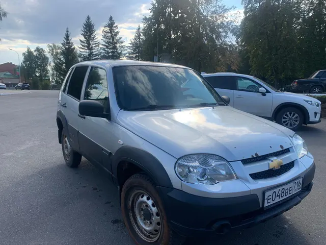 Автотранспортное средство – CHEVROLET NIVA, 212300-55, (VIN) X9L212300L0697954, цвет кузова светло-серебристый металлик, 2019 года выпуска, Государственный номер E 048 ВЕ, Автомобильное газобаллонное оборудование 2021 года выпуска.