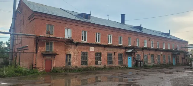 Здание общей площадью 1489,3 м2, расположенное по адресу: Россия, Красноярский край, г. Зеленогорск, ул. Майское шоссе, д.11,