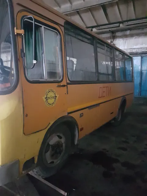 ПАЗ 32053-70, автобус для перевозки детей, ПТС 52 НЕ 549657 от 05.10.2011, VIN X1М3205СXB0004756, модель, № двигателя 523400 В1005693, кузов (кабина, прицеп) № X1М3205СXB0004756, цвет – желтый, год изготовления – 2011, государственный регистрационный знак М166ОЕ124