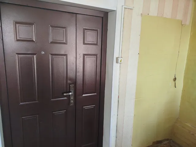 Нежилое помещение общей площадью 15 кв.м., кадастровый номер: 37:12:010509:202, расположенное по адресу: Ивановская область, р-н. Пестяковский, п. Пестяки, ул. Карла Маркса, д. 20.