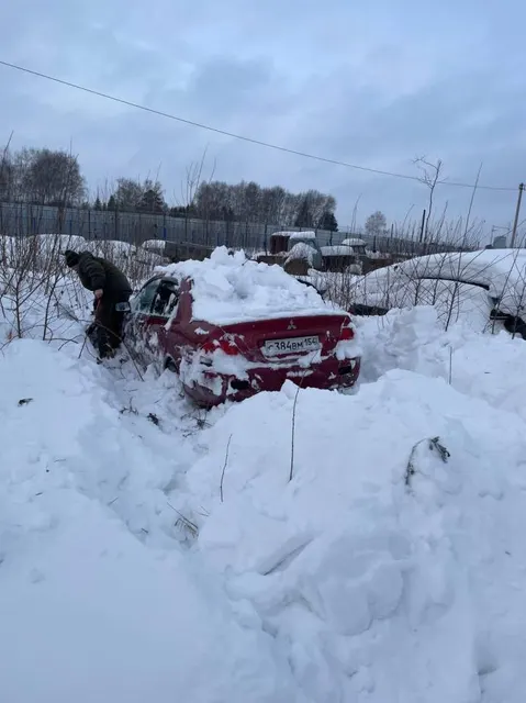 Автомобиль Форд Фокус С-Макс, автомобиль Toyota Mark2, Автомобиль MAZDA Atenza, Автомобиль Suzuki Eskudo, Автомобиль ВАЗ 21061, автомобиль KIA RIO, Автомобиль Mitsubishi Lancer